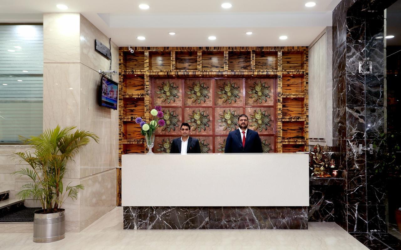 Hotel The Grand Inn Джаму Екстериор снимка